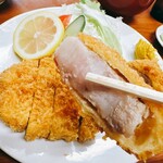 いさ勝 - かなり“分厚いトンカツ”です！