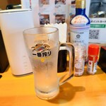 あお - 生ビールのジョッキに冷たいお水