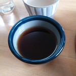 大清水食堂 - ざるそば￥450のつゆ。鰹香り甘味もあり透明感がある旨味が際立つつゆです（H26.10.3撮影）