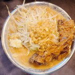 RAMEN HITONI YASASHIKU - 豚ラーメン(コツコツ変更)