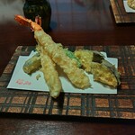 福助 - 海老2尾と野菜2品の天ぷら