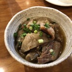 おでん居酒屋 三幸 - すじ煮込み