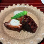 井本 - 蛸の柔らか煮 すいき オクラ添え