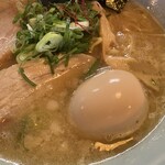 夜鳴き軒 - 味玉アップ！