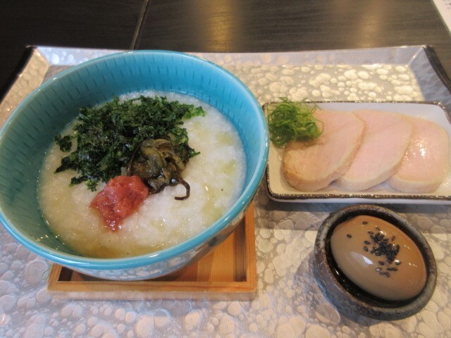 RIZ - 北四番丁（食堂）の写真