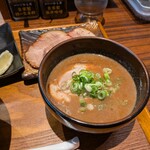 中華そば ひら井 たまプラーザ店 - つけ汁
