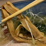 麺屋 鶏恋 - 穂先メンマリフト