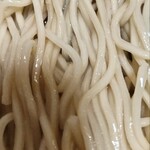 中華ソバ 伊吹 - かなりの細麺なので固め仕上げのつもりで仕上げた方が良いですね。