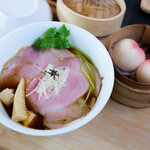 らぁ麺と点心 グラフミ - 