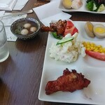 森のレストラン 女神のテーブル - 唐揚げ、他　＋ぜんざい！？