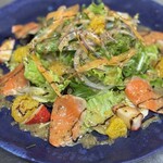 cucina Sorriso - 料理写真:鮮魚とフルーツのサラダ