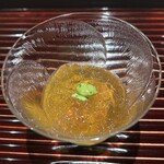 井本 - 毛蟹とジュレの冷菜　茶豆添え