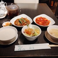 廣東料理 民生 ヒルトンプラザウエスト店 - 