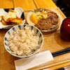 有楽町うまやの楽屋 - 【牛タン炙り焼きとチキン南蛮定食】(¥1870)