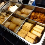 立ち呑みおでん屋 つかだ - おでん鍋