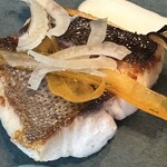 ポム・ダダン - 