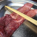 楽園 - 料理写真:タンです。大分食べ終わってからの撮影です