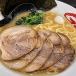 横浜家系ラーメン 吟家 - 