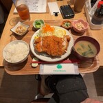 荻窪 もがめ食堂 - チキンカツ定食