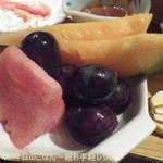 てっちゃん - 女性にだけフルーツサービス♪