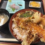 魚稚 相生水産物市場店 - 