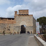 Gelateria Dondoli - では街の中へ〜♪