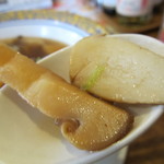 バーミヤン - 左が松茸で右がエリンギかな