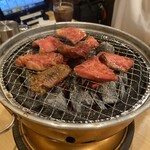 炭火焼肉 おおば - 