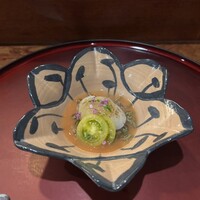 徳うち山 - ①トマトのすり流しにホタテと潤菜