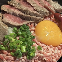馬刺しと焼き鳥 グルマン三年坂 - 