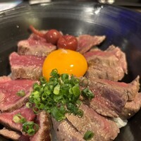 馬刺しと焼き鳥 グルマン三年坂 - 