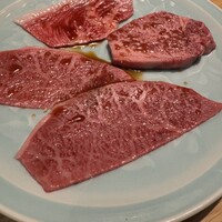 TANAKA YAKINIKU RESTAURANTE - 