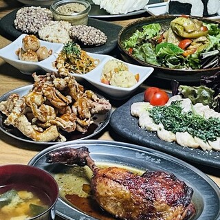 2.5時間飲み放題付きのもも焼きかぶりつきコースは超お得‼