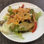 タベルナ・ソリッゾ - サラダ