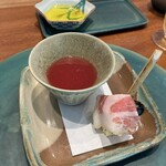 Refugeforestiere 五島 - アミューズの冷製スイカスープ＆一口ブリオッシュ