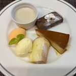 タベルナ・ソリッゾ - デザート盛り合わせ