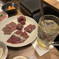 炭火焼肉ホルモン うしごろ 中目黒店 - 