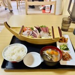 豊栄丸 - 料理写真:日替わり定食     ￥1600内   2025/4/17