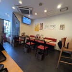 肉うどんの丸十 - 内観