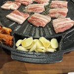 韓国石焼サムギョプサル専門 コッテジ - 
