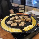 韓国石焼サムギョプサル専門 コッテジ - 