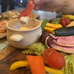 上野の森スモークダイニングGAGA - 外食で野菜と海鮮も美味しいのは貴重です。