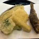 貴船喜らく - 天ぷら　ヤマメの稚魚が柔らかくて美味しい　稚魚は入荷しにくいそうです