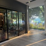 上野の森スモークダイニングGAGA - まさに上野の森、ですね！