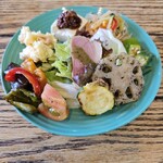 アジアンキッチン 餃子のハナハナ - 