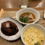 豊栄 - 左端が黒酢酢豚最高です♪