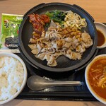 焼きたてのかるび - 料理写真:豚カルビ定食、ユッケジャンスープ変更