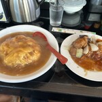 中華飯店 笑心 - キムチ天津飯&酢豚❗️酢豚ちょい食べてる(^-^;