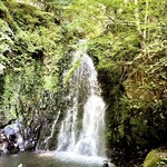 九酔渓温泉 桂茶屋 - 滝も見えます。