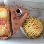 リリエンベルグ - ぶどうのミルフィーユ/ショコラーデンオーバス/モンブラン